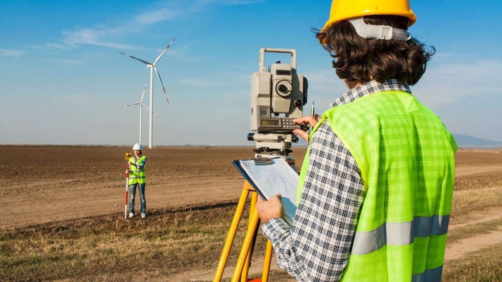 สำรวจพื้นที่ตีเส้นจราจร