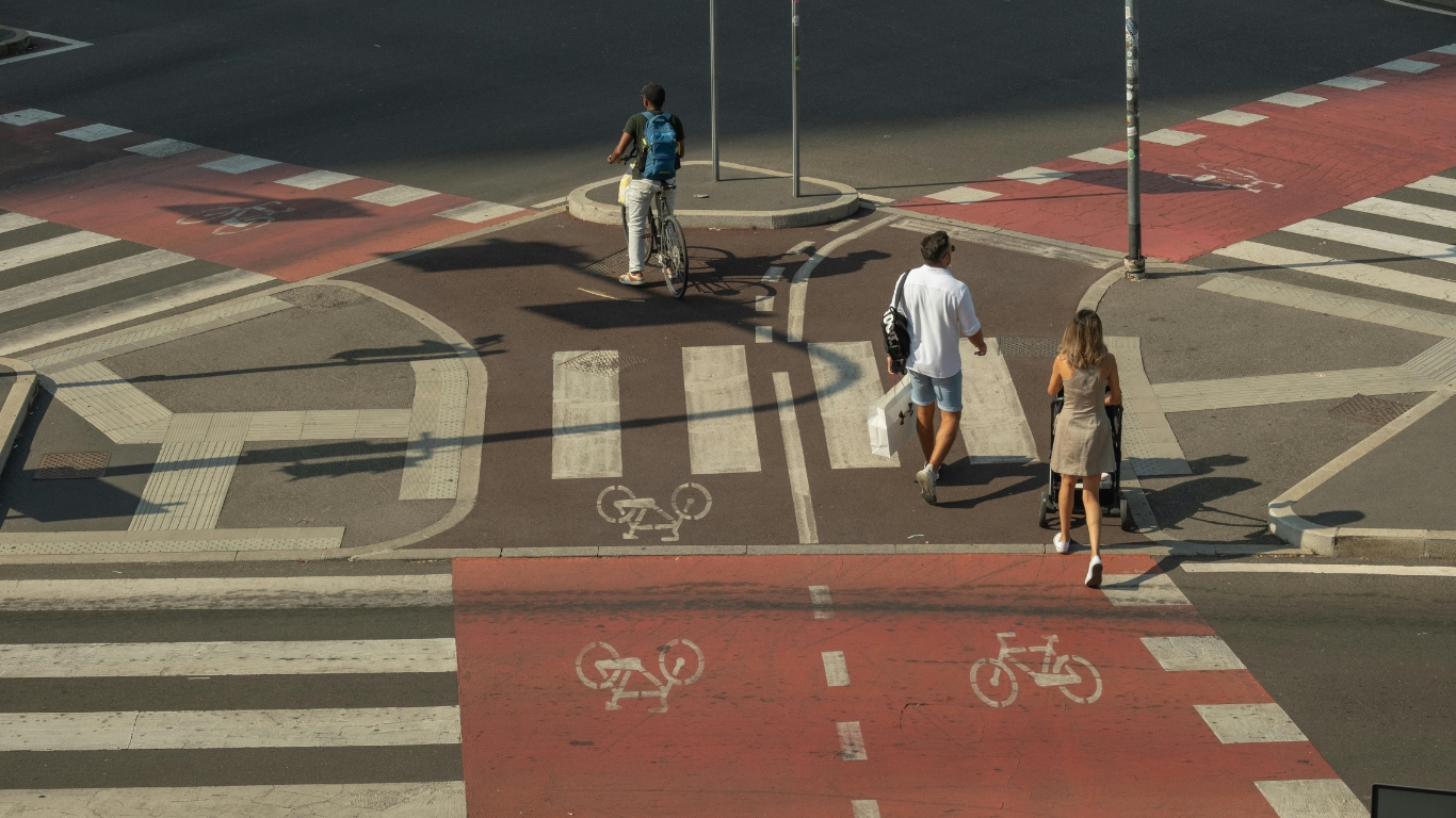 ทาสีฟุตบาทด้วยสีอีพ็อกซี่