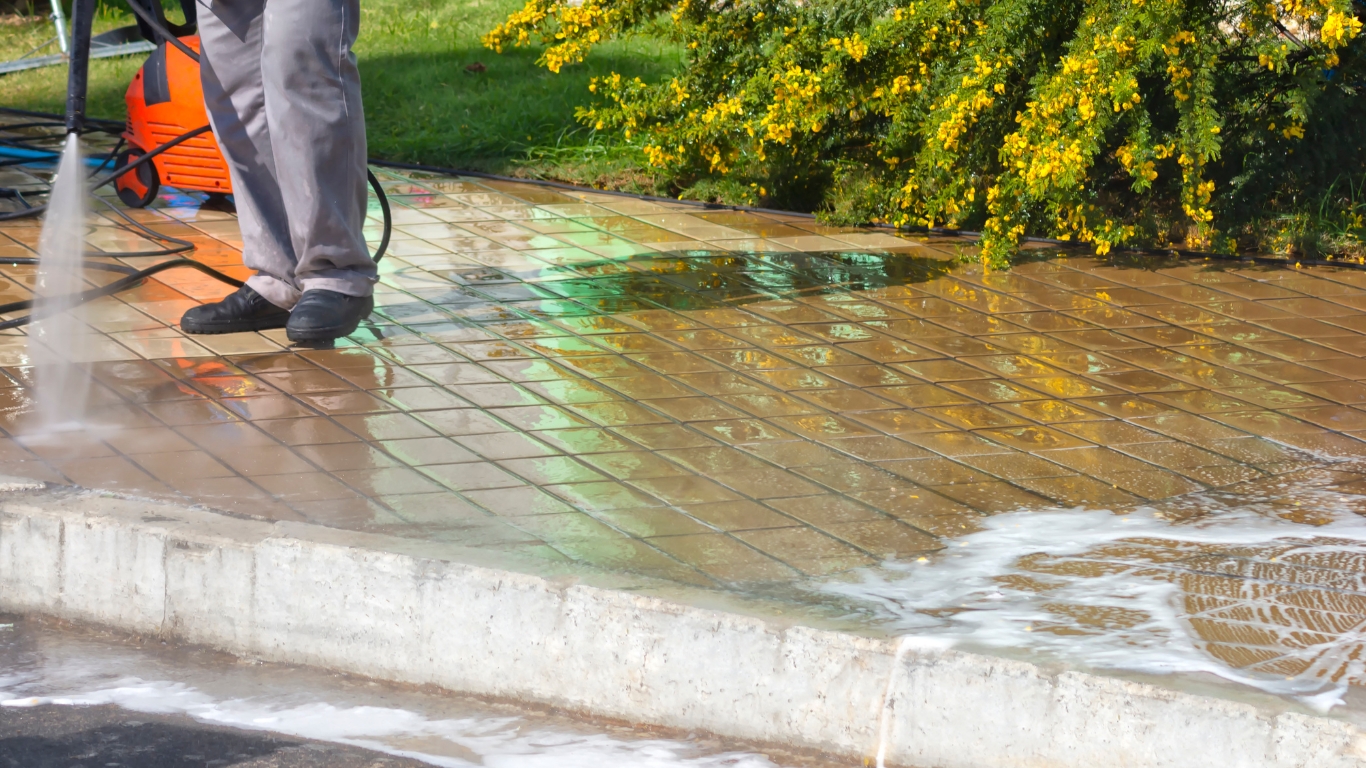 วิธีการดูแลและบำรุงรักษาฟุตบาท